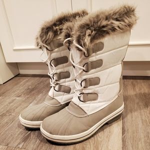 White grey snow boots